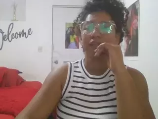 Bellacrespa's Live Sex Cam Show