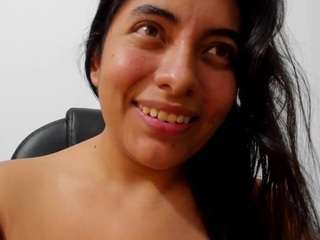 misseylenss live webcam show