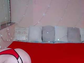 salviali's CamSoda show and profile