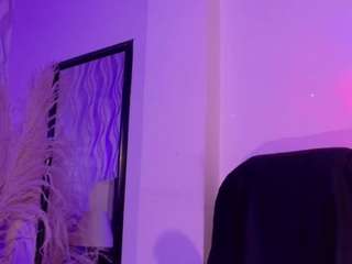 ANNE-HONEY live webcam show