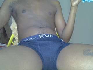 blacksexyman001 Live Webcam on CamSoda