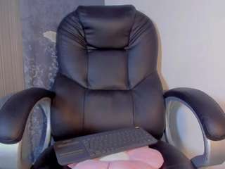 emilyy-77