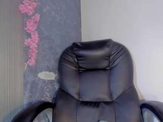 emilyy-77