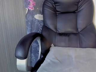 emilyy-77