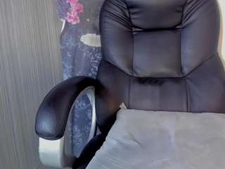 emilyy-77