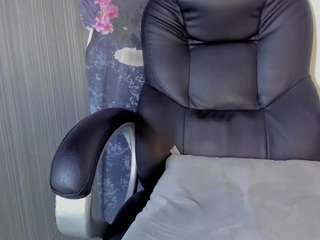emilyy-77