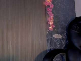 emilyy-77