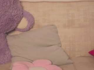 emilyy-77