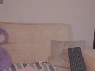 emilyy-77