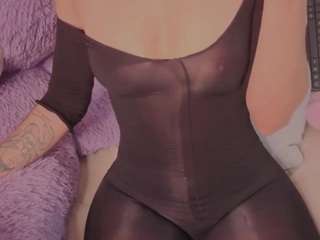 emilyy-77