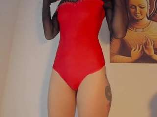 Emilyy-77
