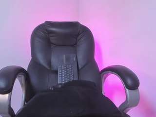 emilyy-77