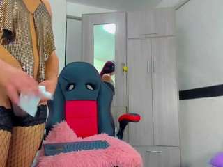 hellen-moons Live Webcam on CamSoda