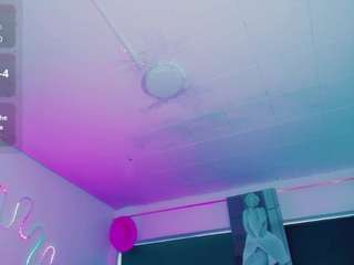 kendall-hornyy webcam