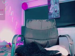 kendall-hornyy webcam