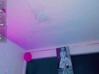 kendall-hornyy Live Webcam on CamSoda