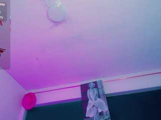 kendall-hornyy live cam profile