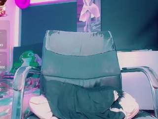 kendall-hornyy webcam