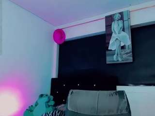 kendall-hornyy