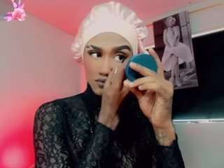 kendall-hornyy