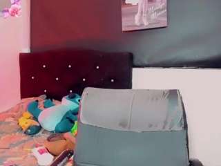 kendall-hornyy