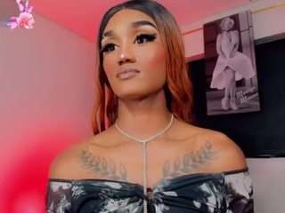 Kendall-hornyy live webcam show