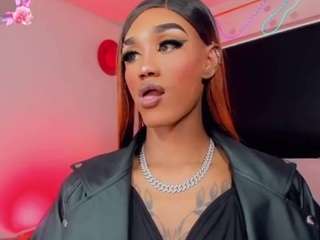 kendall-hornyy