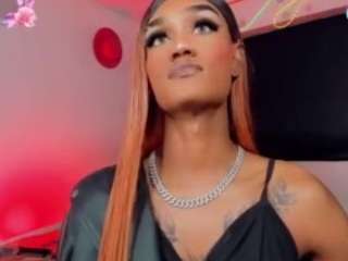 kendall-hornyy's live room