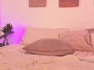 mia-heart live cam profile