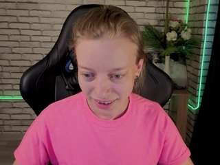  michelle-blond chat room