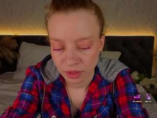 michelle-blond Live Webcam on CamSoda