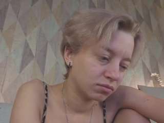 Michelle-Blond