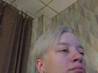 Michelle-Blond