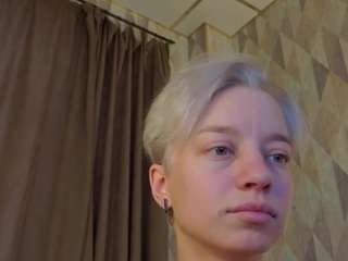 Michelle-Blond live cam preview