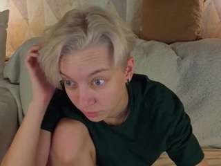 Michelle-Blond live cam preview