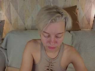 Michelle-Blond