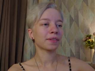 Michelle-Blond live cam preview