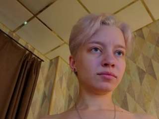 Michelle-Blond