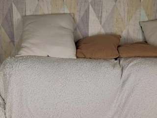 michelle-blond private