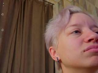 Michelle-Blond
