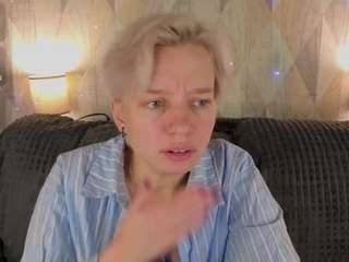 Michelle-Blond
