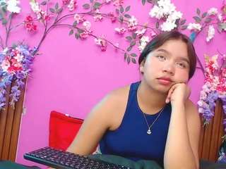 astridvagina18