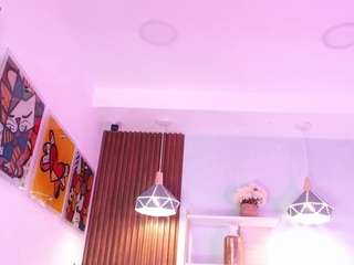 dalila-sky Live Webcam on CamSoda