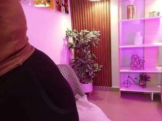 Delicious Dalila-sky will spark your wishes in a beautiful cumshow dalila-sky from CamSoda