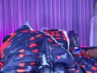 Live stream of estrella-hkz