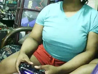 GardeniaFields's Live Sex Cam Show
