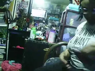 GardeniaFields's Live Sex Cam Show