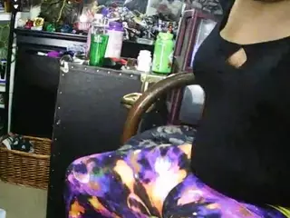 GardeniaFields's Live Sex Cam Show