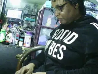 GardeniaFields's Live Sex Cam Show