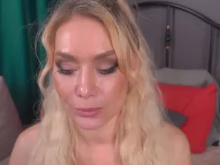 IsadoraDunkan's Live Sex Cam Show